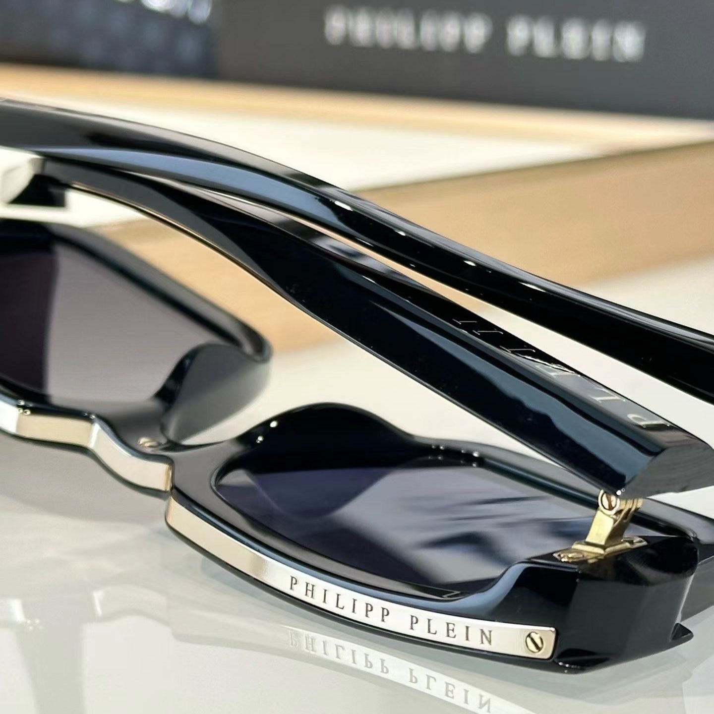 Philipp Plein PP05 - Black - Gold