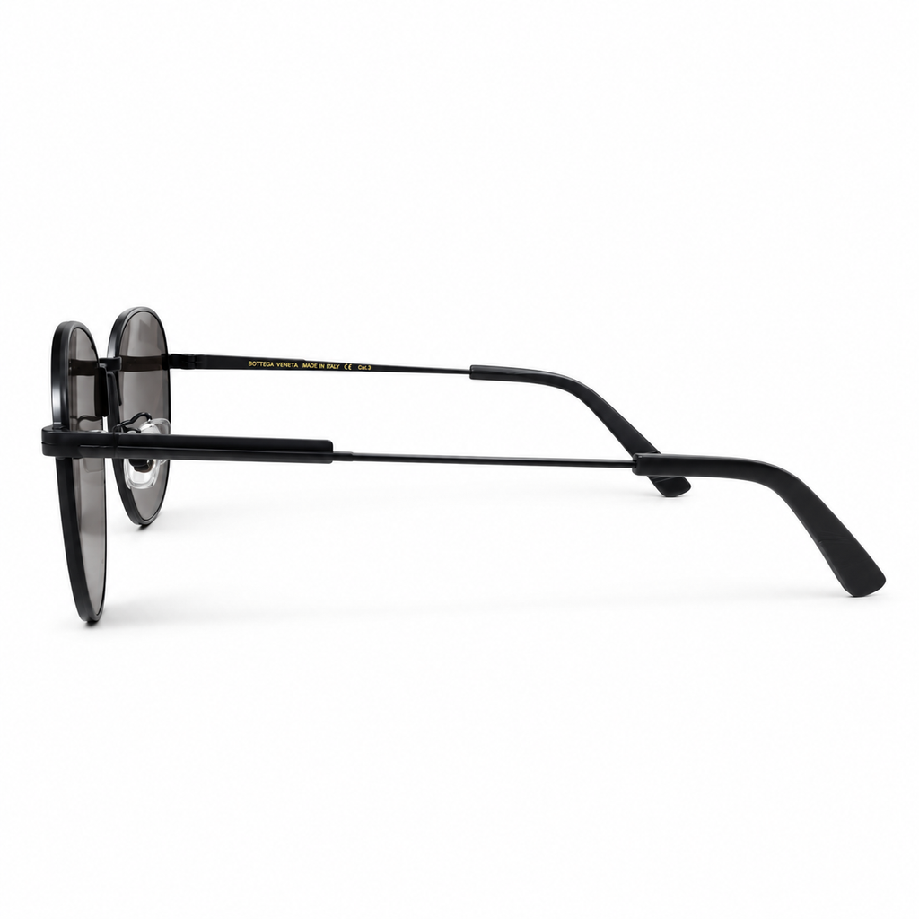 Minimalist Black Metal Round Sunglasses — view 2