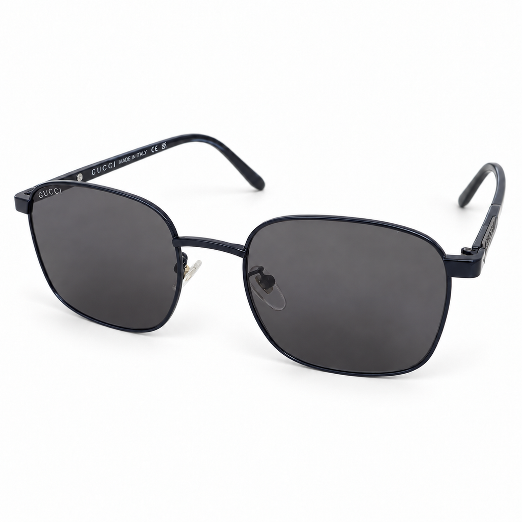 Gucci sunglasses in Black / Charcoal — front view
